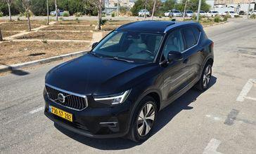 וולבו XC40 B4