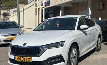 סקודה אוקטביה