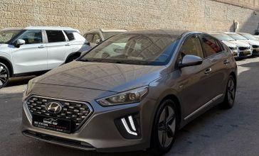 יונדאי איוניק