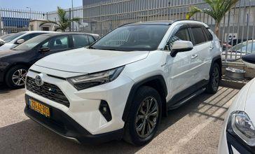 טויוטה RAV4