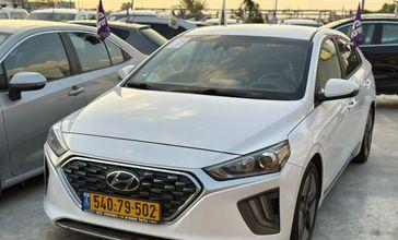 יונדאי איוניק