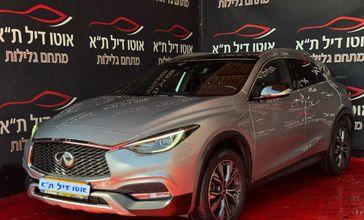 אינפיניטי QX30