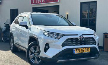 טויוטה RAV4